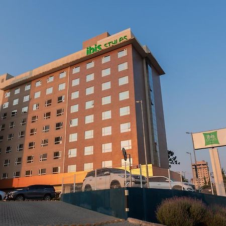 Ibis Styles Curitiba Aeroporto Hotel Sao Jose dos Pinhais Bagian luar foto