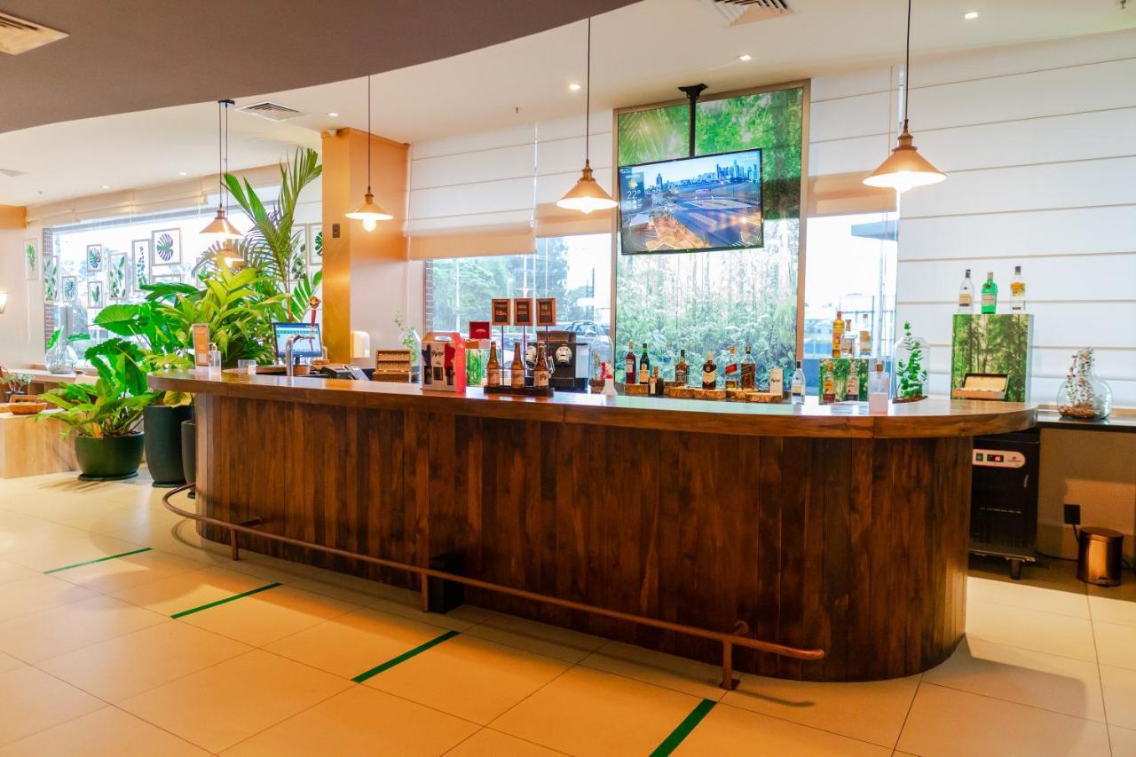 Ibis Styles Curitiba Aeroporto Hotel Sao Jose dos Pinhais Bagian luar foto
