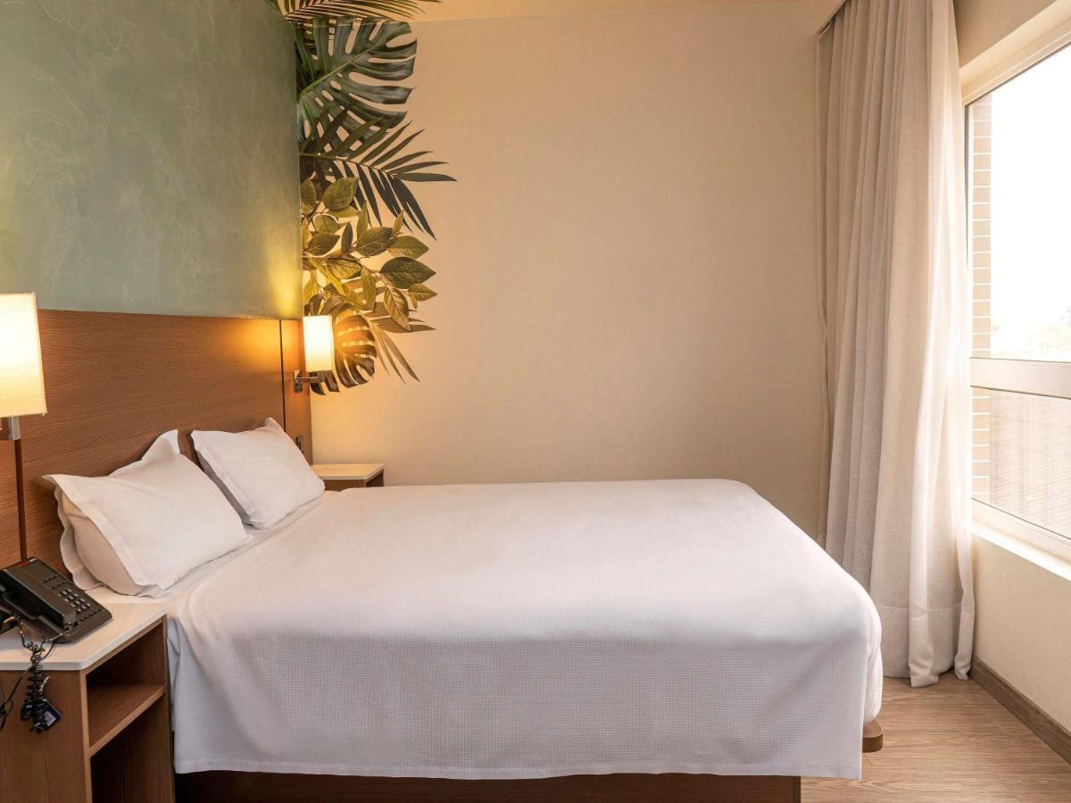 Ibis Styles Curitiba Aeroporto Hotel Sao Jose dos Pinhais Bagian luar foto
