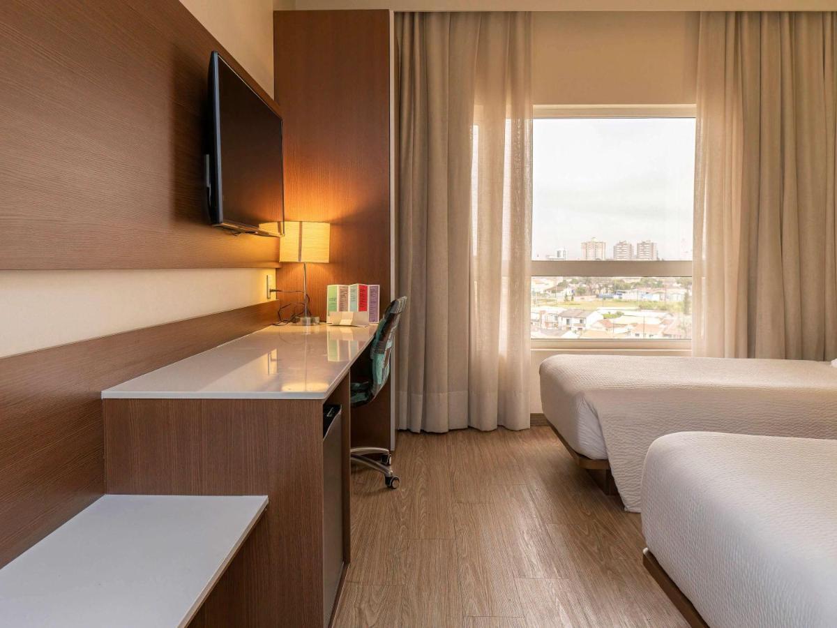 Ibis Styles Curitiba Aeroporto Hotel Sao Jose dos Pinhais Bagian luar foto